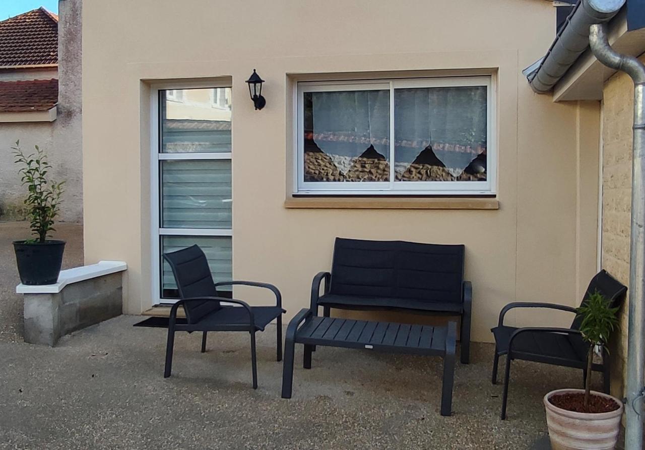 Maison Studio 4 Personnes Avec Mezzanine Saint-Marcel  Bagian luar foto